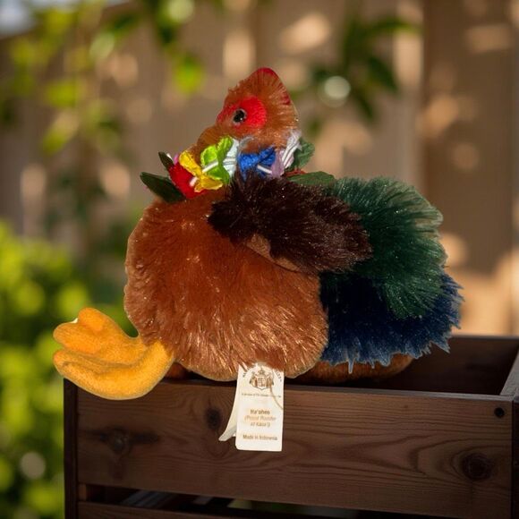 Hawaiian Collectibles Ha'aheo the Proud Rooster of Kauai Plush P10 - Picture 2 of 6